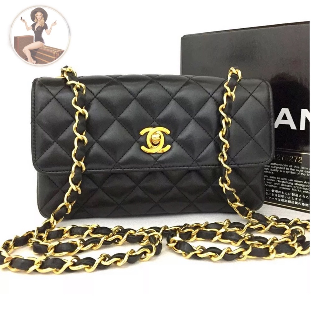 ❤️❤️❤️❤️🙏CHANEL Mini Classic Black/Gold Chain Flap Bag